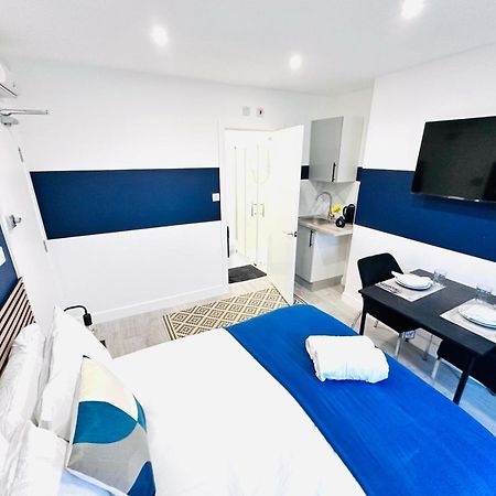 London 58 Blue House City Center Studio, Top Spot Екстер'єр фото