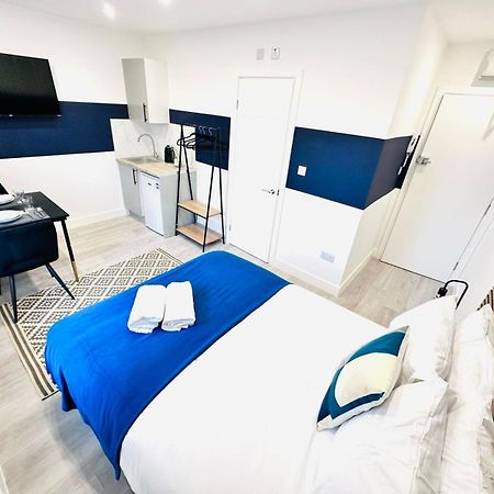 London 58 Blue House City Center Studio, Top Spot Екстер'єр фото